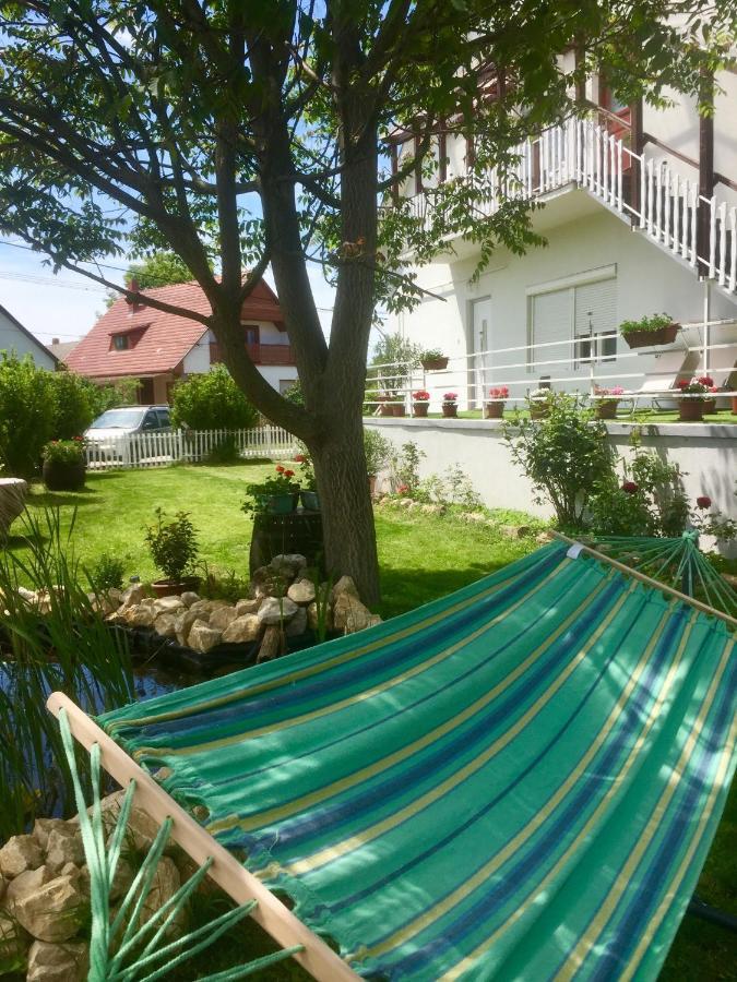 Lelle -Kert Apartman 03 Balatonlelle Zewnętrze zdjęcie