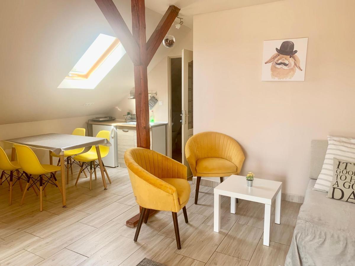 Lelle -Kert Apartman 03 Balatonlelle Zewnętrze zdjęcie