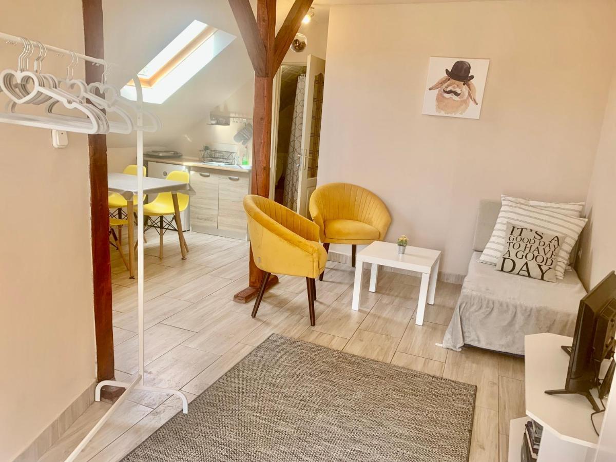 Lelle -Kert Apartman 03 Balatonlelle Zewnętrze zdjęcie